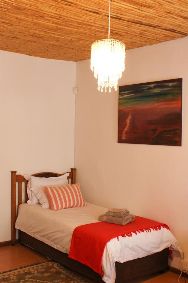 Die Dorpshuis Calitzdorp Exterior photo